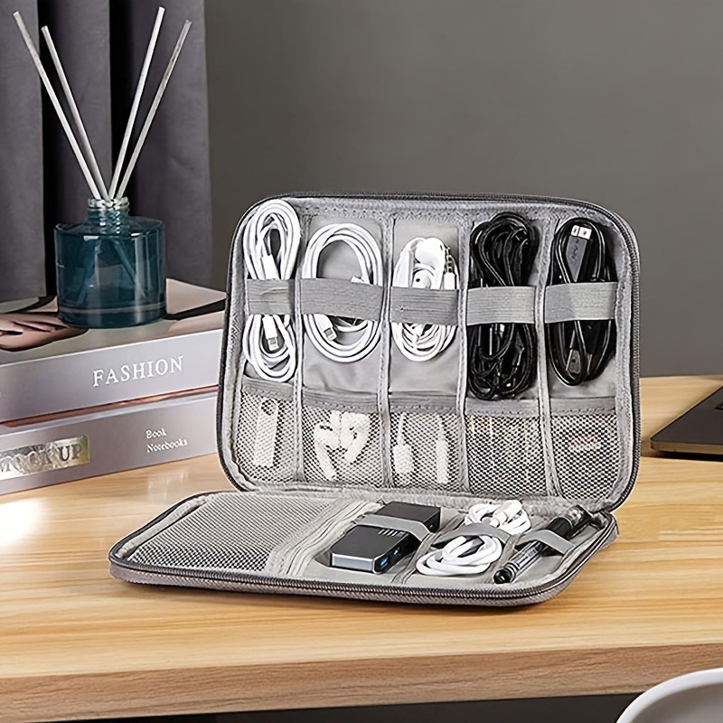 Una scatola multi-tasca per ac - Office Tech Gear recensione e prezzo